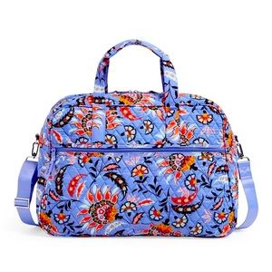 Vera Bradley weekender travel bag